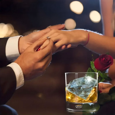 Silikonowa foremka do lodu – diamenty XL, 4 duże kostki-Pool Garden Party RC-K-1780