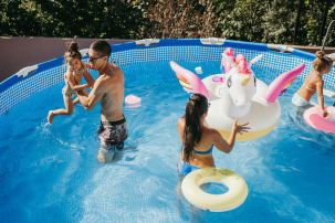 Akcesoria pływackie i części serwisowe do basenów